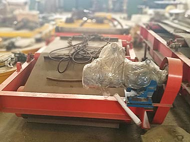 MC12系列節(jié)能型自卸式電磁除鐵器